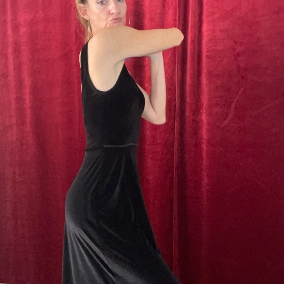 Mori Lee Black Velvet Bridesmaids Dress - Picture 3 of 8